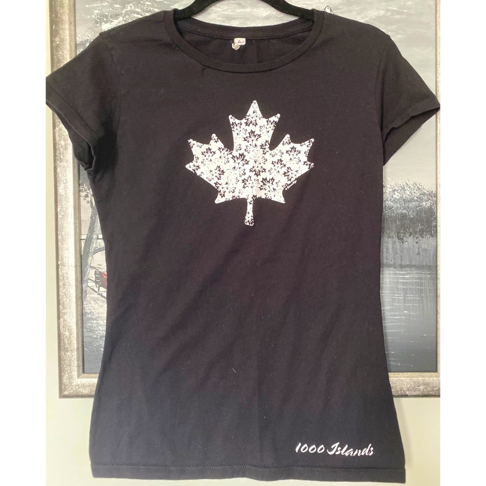 Maple Leaf T-shirt